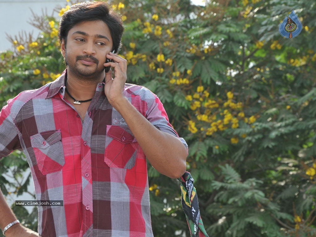 Thuttu Tamil Movie Stills - 15 / 43 photos