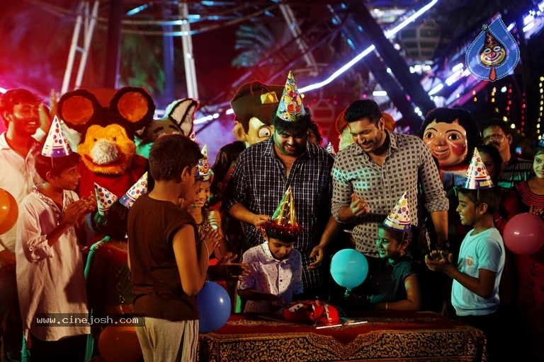 Tik Tik Tik Movie Stills - 16 / 37 photos