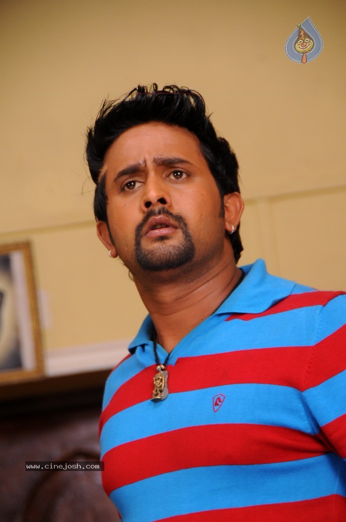 Tikka Movie New Stills - 34 / 89 photos