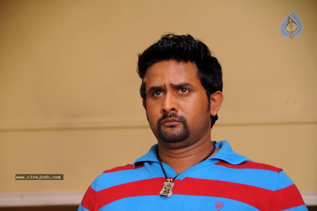 Tikka Movie New Stills - 35 / 89 photos
