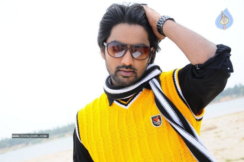 Toll Free Number 143 New Stills - 11 / 24 photos