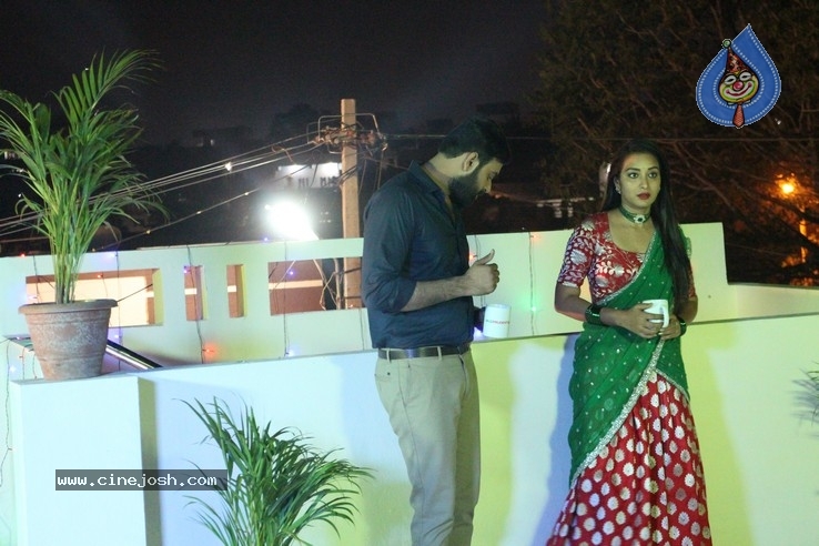 Touring Talkies Movie Stills - 18 / 21 photos