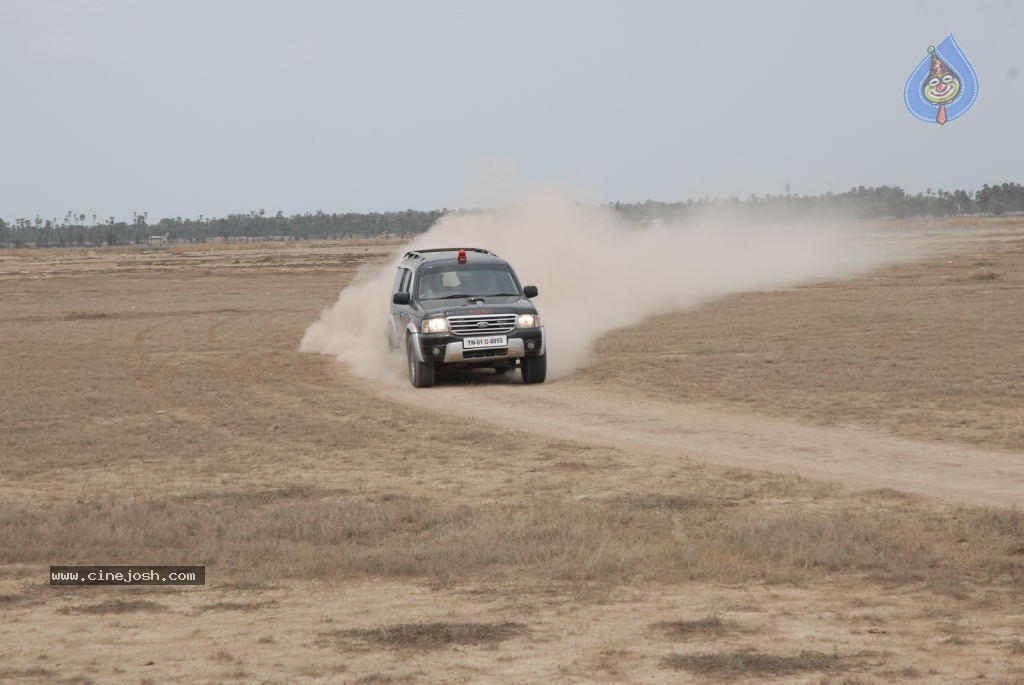 Traffic Movie Stills - 39 / 60 photos