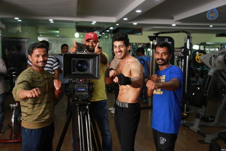 Trayam Movie Photos and Posters - 5 / 30 photos