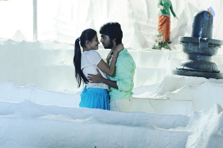Trisha Illana Nayanthara Film Photos - 21 / 23 photos
