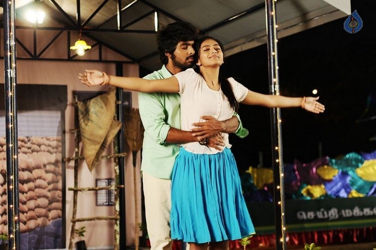 Trisha Illana Nayanthara Film Photos - 23 / 23 photos