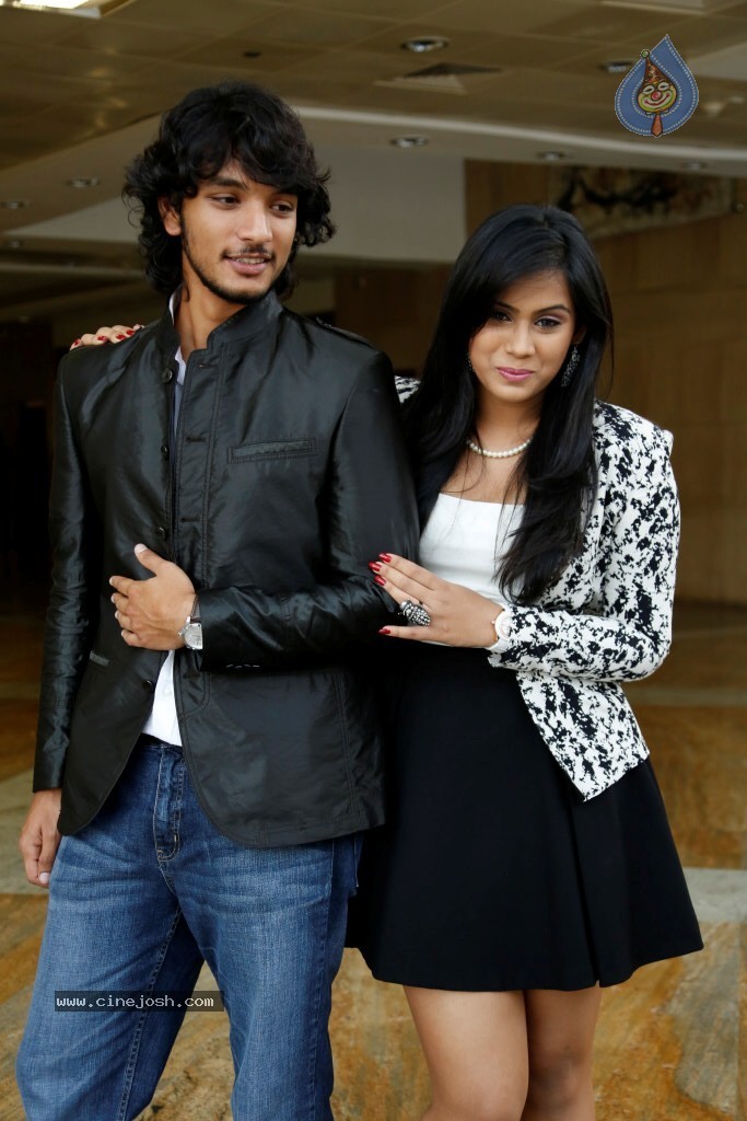Tulasi and Gautham Karthik Stills - 53 / 70 photos