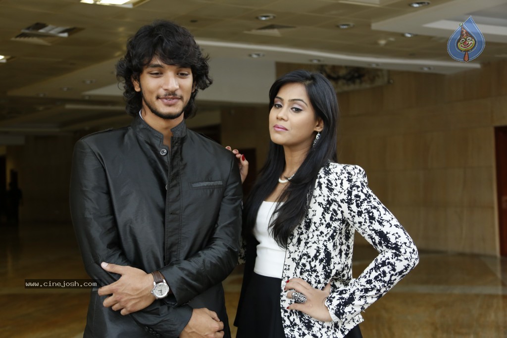 Tulasi and Gautham Karthik Stills - 55 / 70 photos