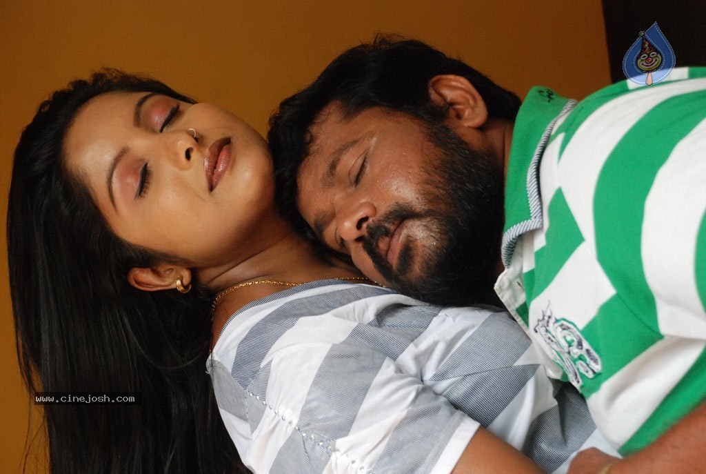 Un Bodhaikku Naan Oorugava Tamil Movie Spicy Stills - 9 / 20 photos