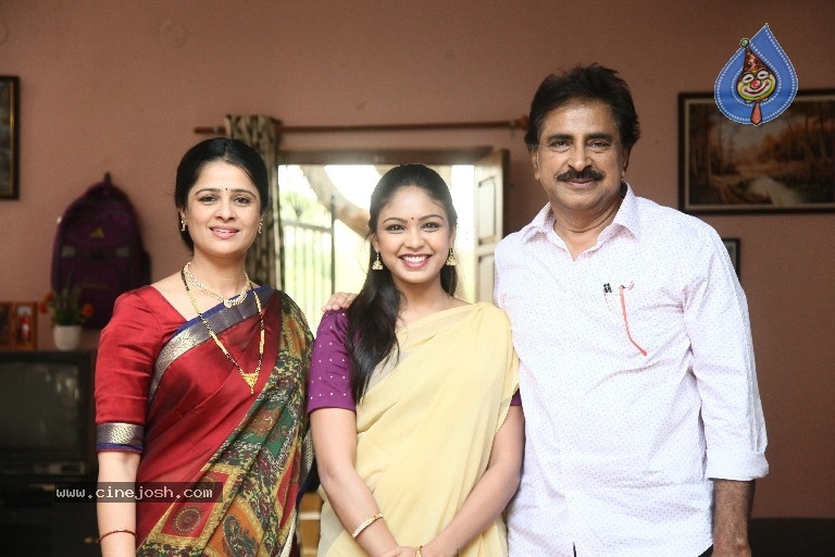 Undiporaadhey Movie Stills - 15 / 21 photos