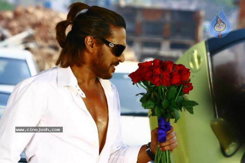 Upendra Super Movie Stills - 20 / 93 photos