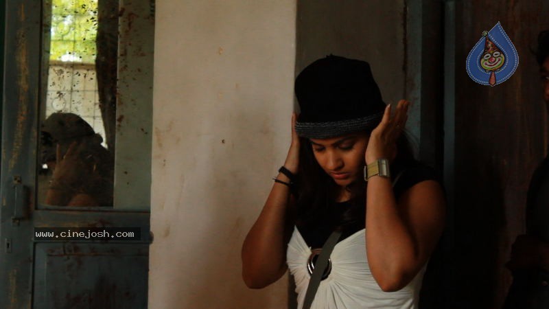 Usuru Movie New Stills - 8 / 67 photos