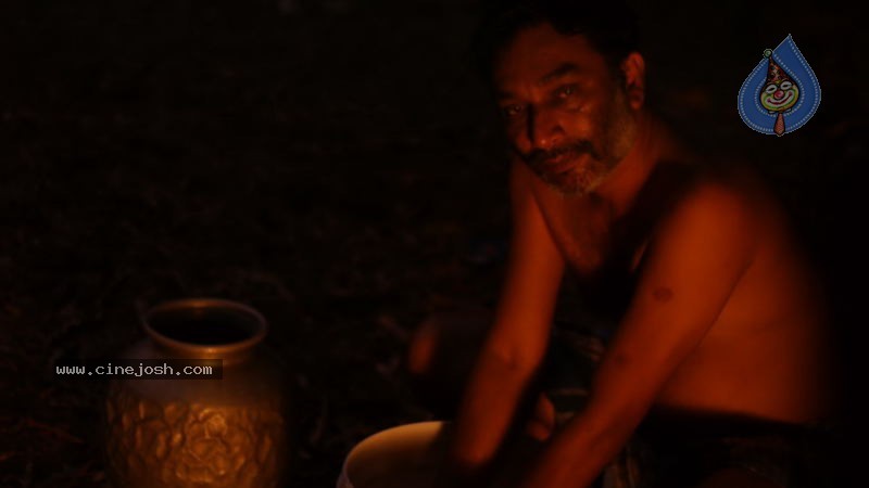 Usuru Movie New Stills - 11 / 67 photos