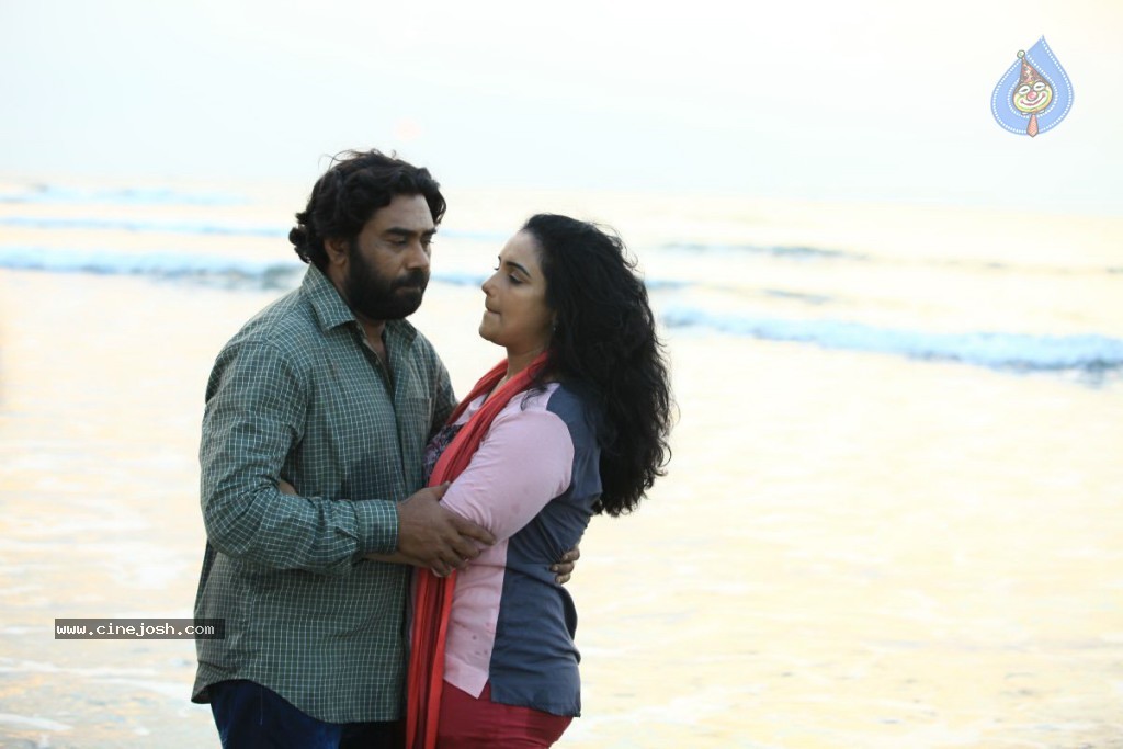 Uyirin Osai Tamil Movie Stills - 61 / 90 photos