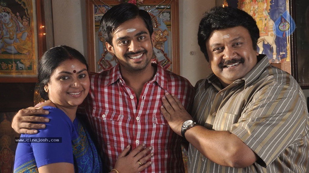 Uyirukku Uyiraga Tamil Movie Stills - 56 / 62 photos