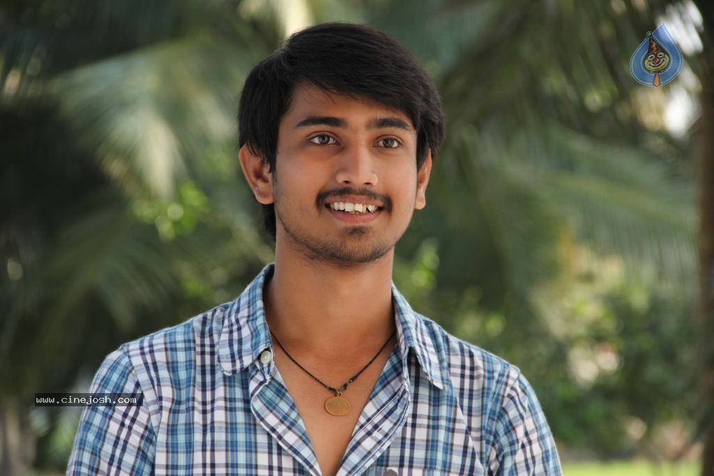 Uyyala Jampala Movie Stills - 9 / 15 photos