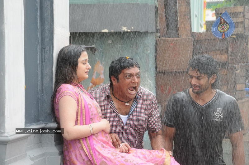 Vaanam Movie Stills - 18 / 26 photos