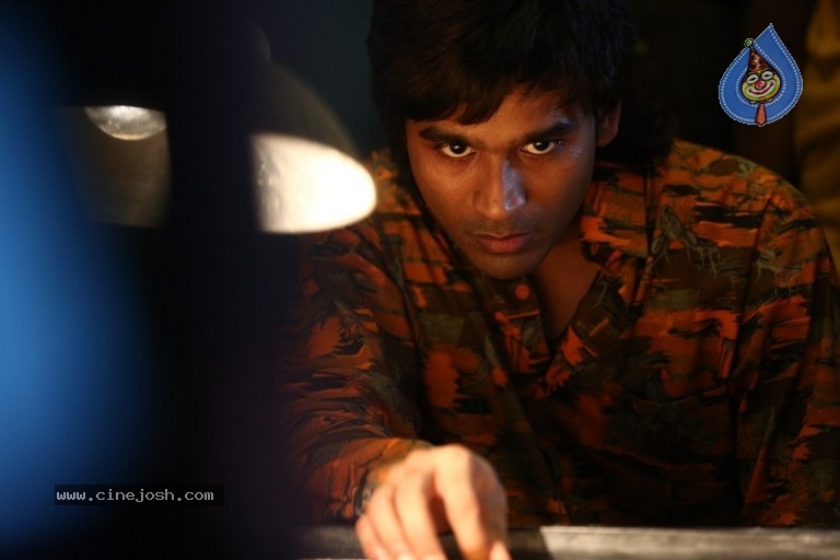 Vada Chennai Movie Stills - 20 / 21 photos