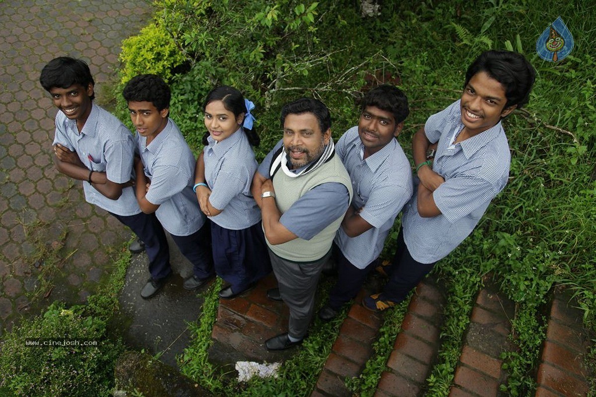 Vajram Tamil Movie Stills - 19 / 66 photos