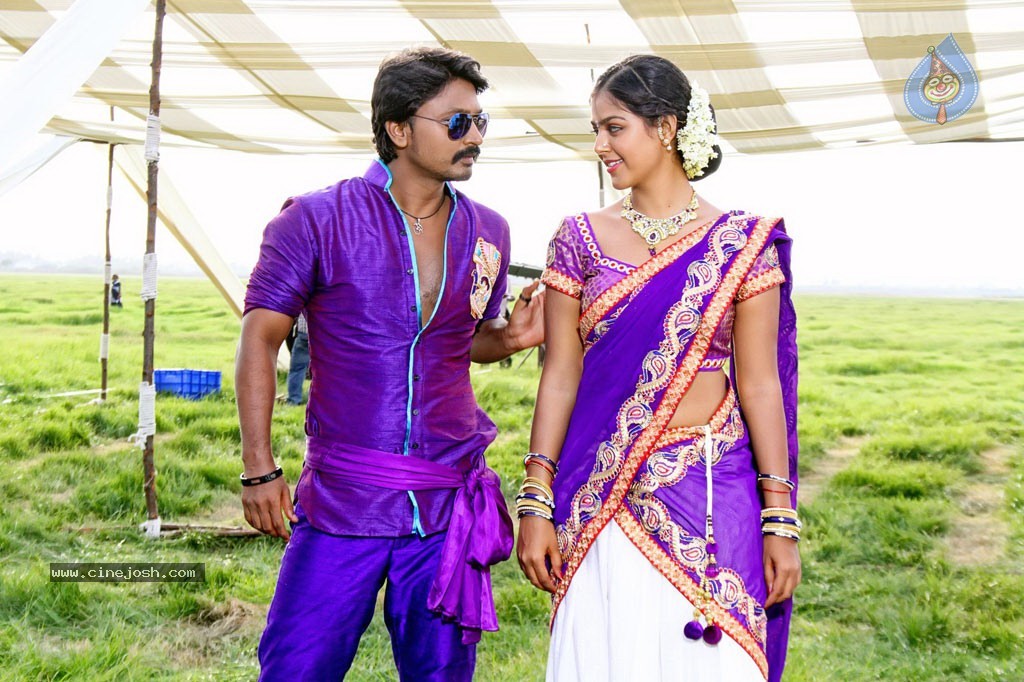 Vanavarayan Vallavarayan Tamil Movie Photos - 15 / 17 photos