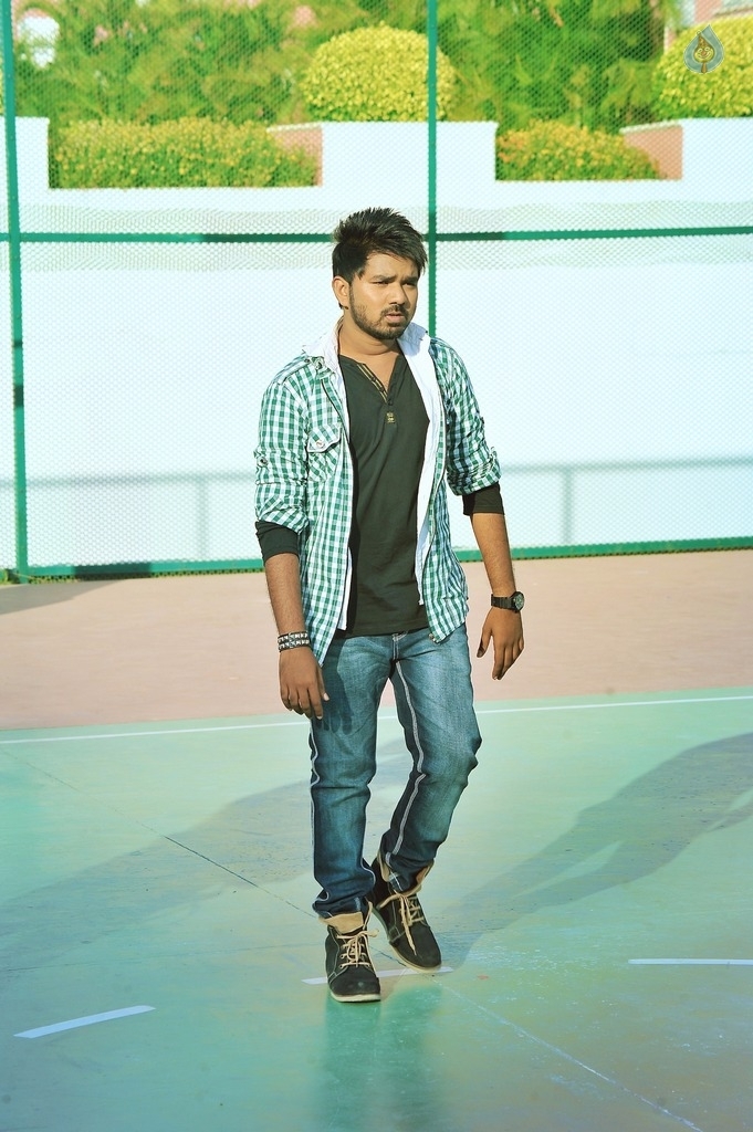 Vanavillu Movie Working Stills - 3 / 7 photos