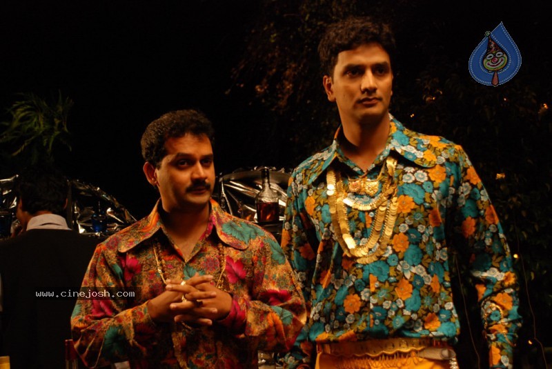 Varaprasad and Pottiprasad Movie New Stills - 27 / 119 photos