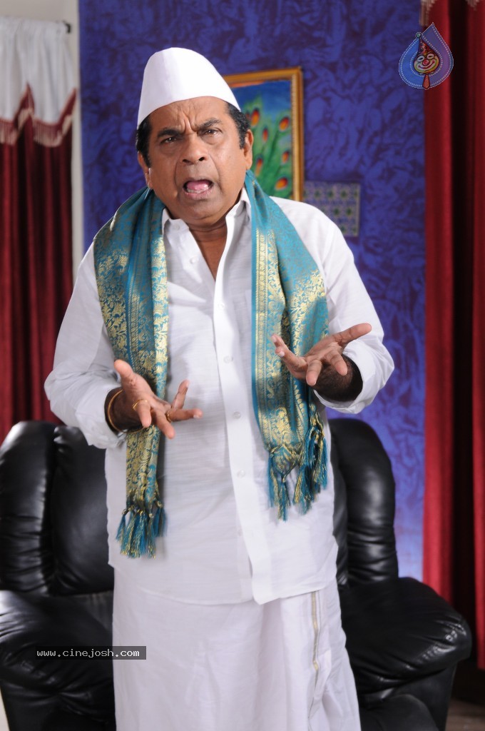 Vasool Raja Movie Latest Stills - 102 / 103 photos