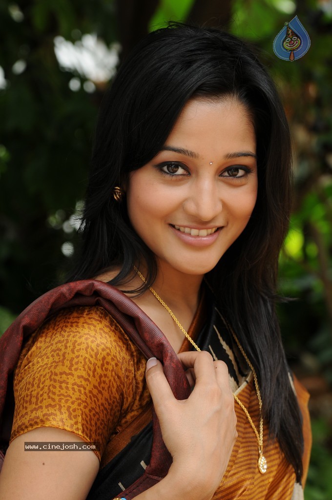 Vasool Raja Movie New Stills - 8 / 9 photos