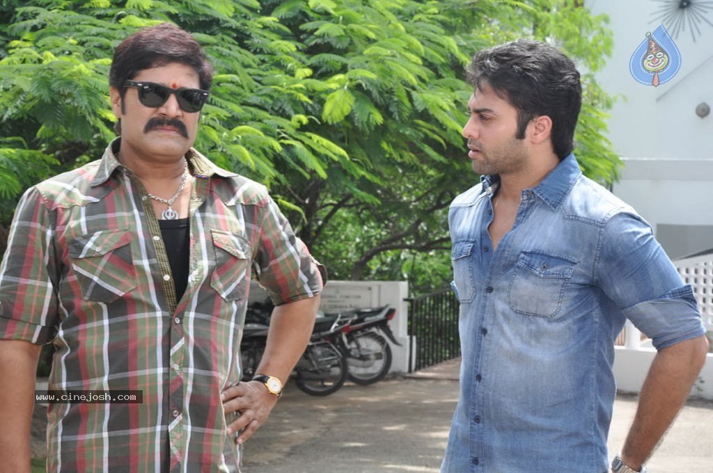 Vasul Raja Movie Opening - 34 / 100 photos