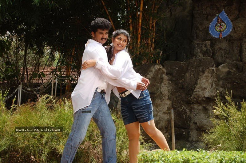 Vazhi Vidu Kanne Vazhi Vidu Movie Stills - 10 / 37 photos