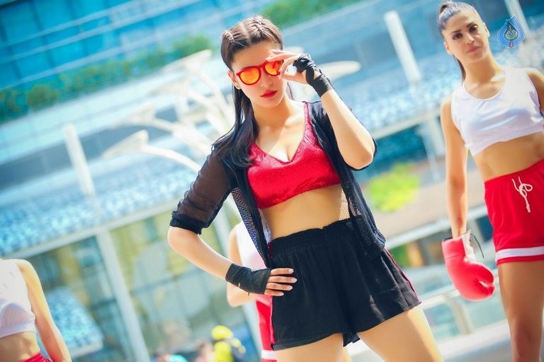 Vedalam Tamil Film Photos - 27 / 47 photos