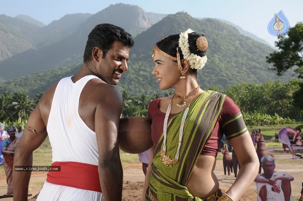 Vedi Tamil Movie Stills  - 45 / 53 photos