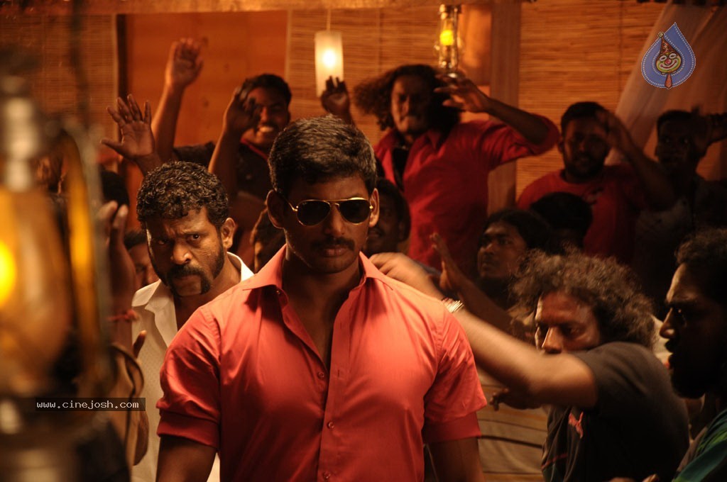 Vedi Tamil Movie Stills  - 46 / 53 photos