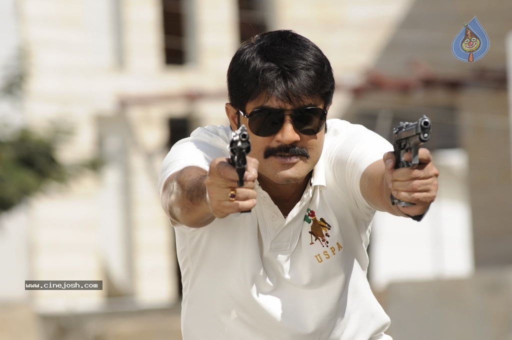 Veediki Dookudekkuva Movie Stills - 41 / 42 photos