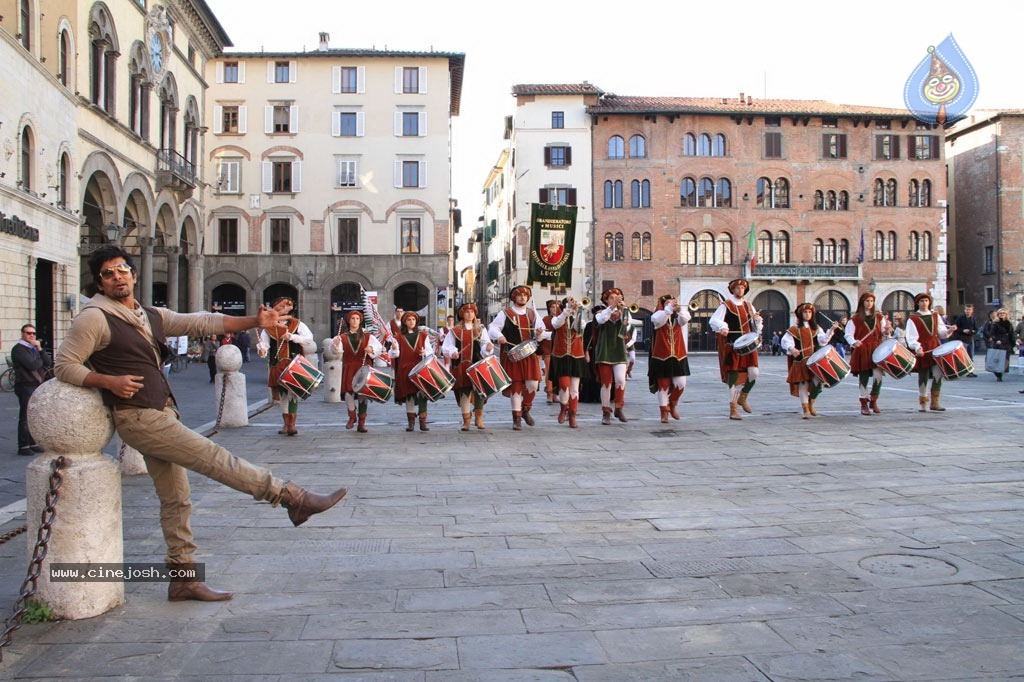 Veedinthe Movie New Stills - 33 / 40 photos