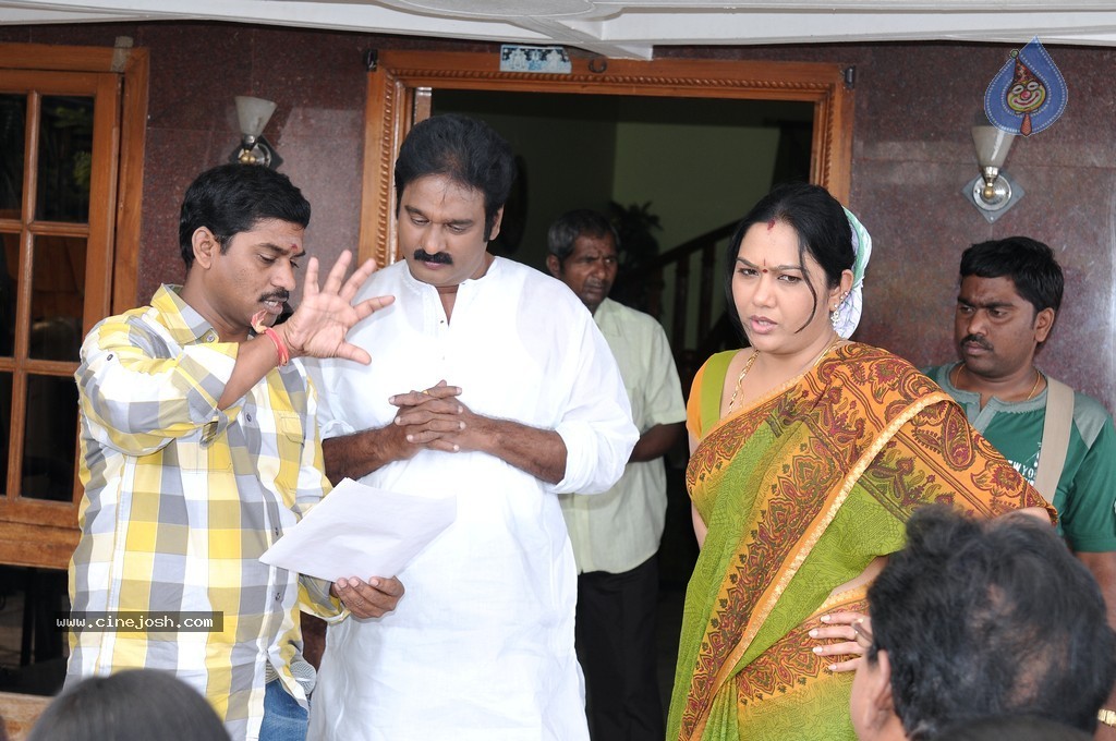 Veedu Theda Movie New Stills - 50 / 72 photos