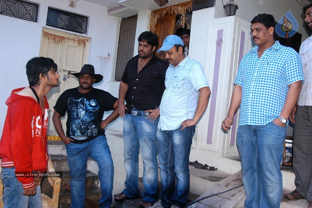 Veedu Theda Movie New Stills - 57 / 72 photos