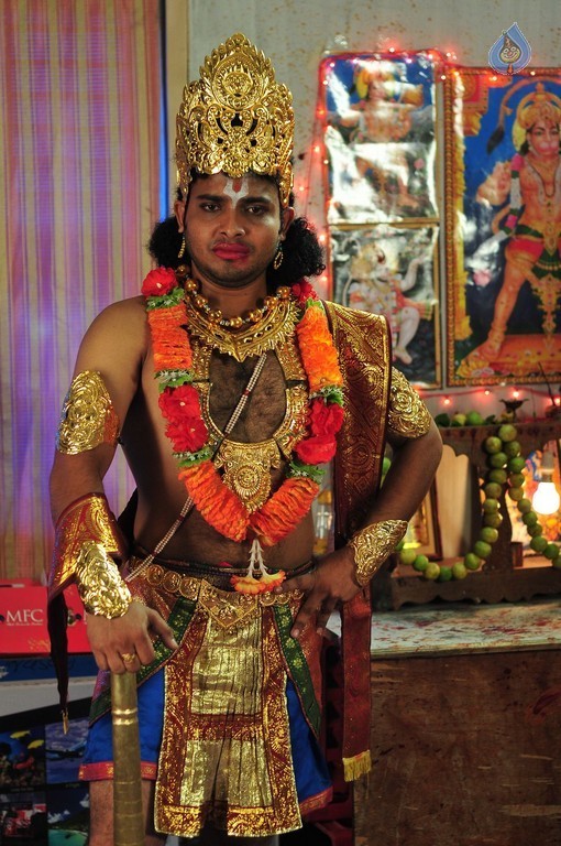 Veelaithe Premiddam Film Stils - 13 / 46 photos