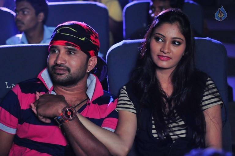 Veelaithe Premiddam Film Stils - 30 / 46 photos