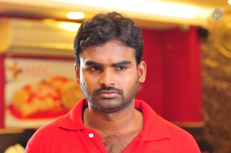 Veelaithe Premiddam Film Stils - 36 / 46 photos