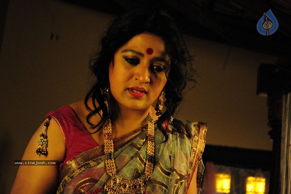 Red Mirchi Movie Stills - 49 / 74 photos