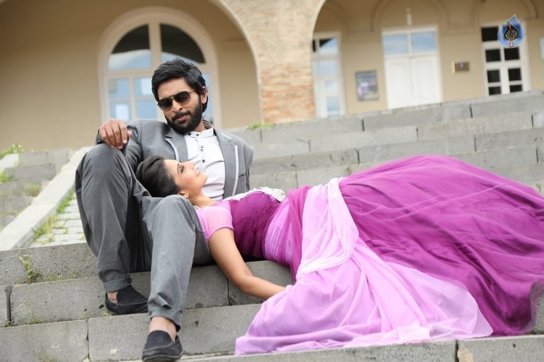Veera Sivaji Tamil Film Photos - 10 / 16 photos