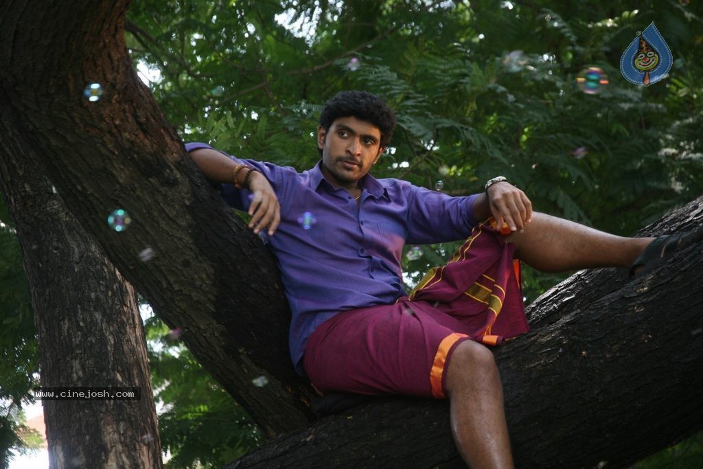 Vellakkara Durai Tamil Movie Gallery - 33 / 68 photos