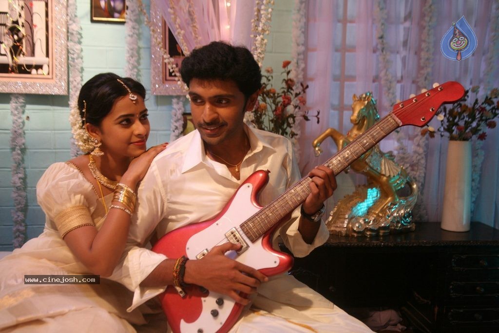 Vellakkara Durai Tamil Movie Gallery - 41 / 68 photos