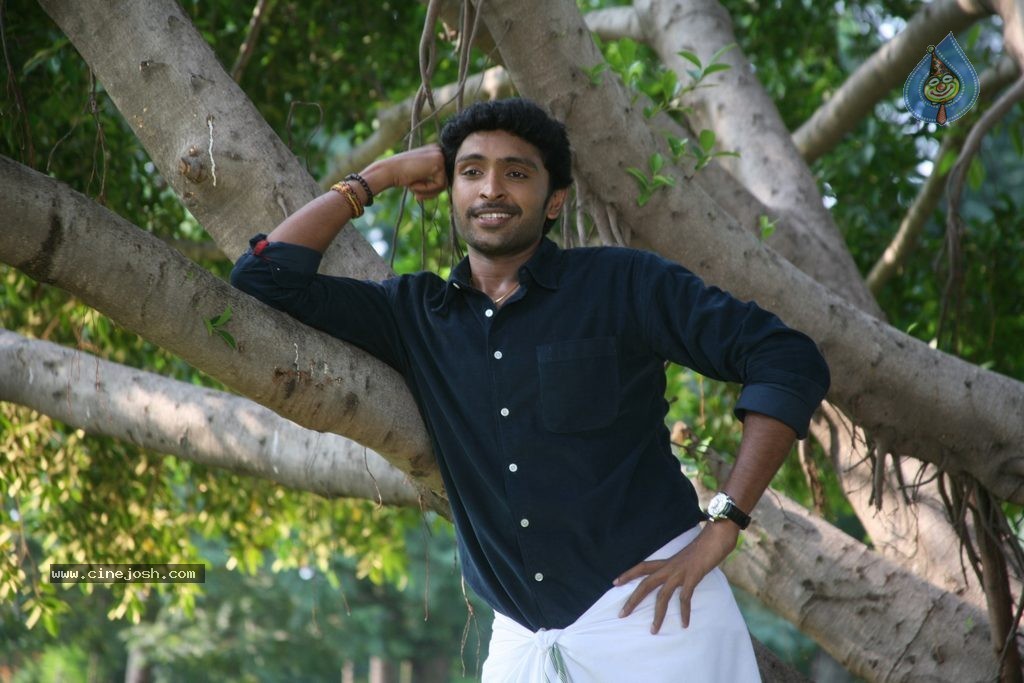 Vellakkara Durai Tamil Movie Gallery - 45 / 68 photos