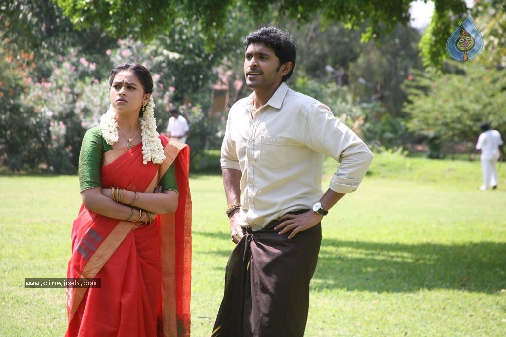 Vellakkara Durai Tamil Movie Gallery - 51 / 68 photos