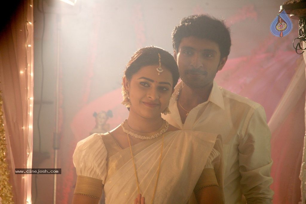 Vellakkara Durai Tamil Movie Gallery - 58 / 68 photos