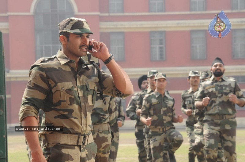 Vellore Mavattam Tamil Movie Stills  - 1 / 49 photos