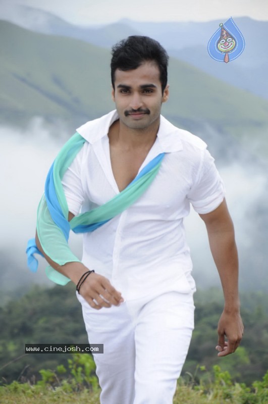 Vellore Mavattam Tamil Movie Stills  - 2 / 49 photos