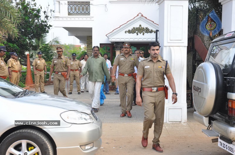 Vellore Mavattam Tamil Movie Stills  - 15 / 49 photos